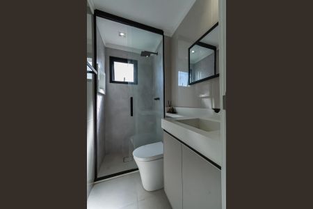 Apartamento à venda com 60m², 2 quartos e 2 vagas Apartamento à venda com 60m², 2 quartos e 2 vagasBanheiro da Suíte