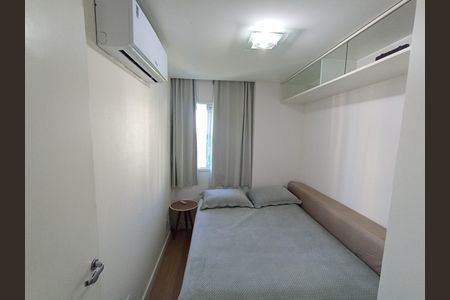 Quarto 2 de apartamento para alugar com 2 quartos, 62m² em Barra da Tijuca, Rio de Janeiro