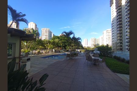 Área comum - Piscina de apartamento para alugar com 2 quartos, 62m² em Barra da Tijuca, Rio de Janeiro
