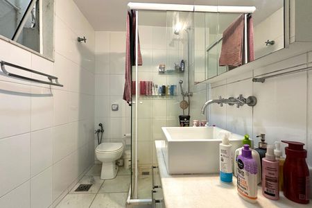 Apartamento à venda com 220m², 3 quartos e sem vaga