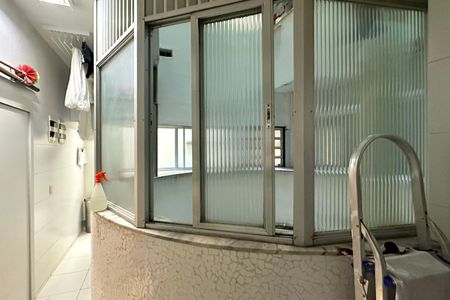 Apartamento à venda com 220m², 3 quartos e sem vaga