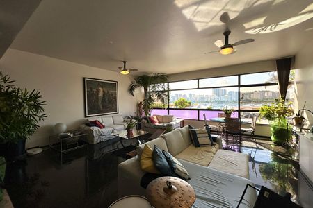 Apartamento à venda com 220m², 3 quartos e sem vaga