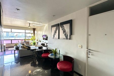 Apartamento à venda com 220m², 3 quartos e sem vaga