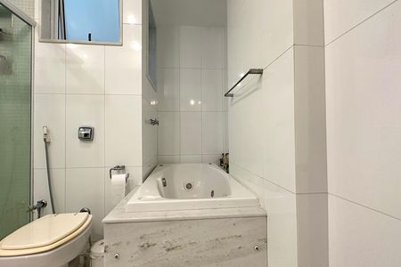 Apartamento à venda com 220m², 3 quartos e sem vaga