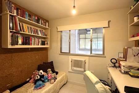 Apartamento à venda com 220m², 3 quartos e sem vaga