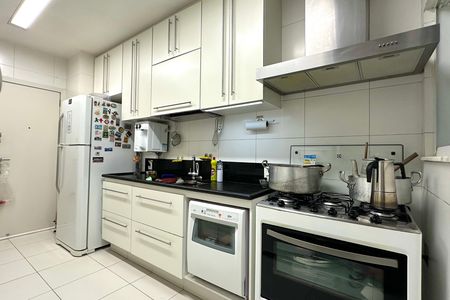 Apartamento à venda com 220m², 3 quartos e sem vaga
