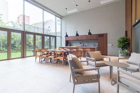 Apartamento para alugar com 29m², 1 quarto e sem vagaÁrea comum - Salão de festas
