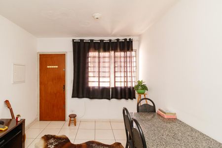 Sala de apartamento à venda com 2 quartos, 45m² em Jardim Martins Silva, São Paulo