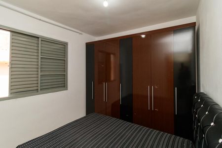 Quarto de apartamento à venda com 2 quartos, 45m² em Jardim Martins Silva, São Paulo