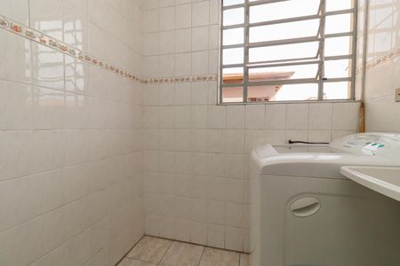 Apartamento à venda com 45m², 2 quartos e 1 vaga Apartamento à venda com 45m², 2 quartos e 1 vagaCozinha e Área de Serviço