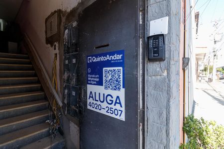 Casa para alugar com 60m², 1 quarto e sem vaga Casa para alugar com 60m², 1 quarto e sem vagaPlaquinha YIXW-212