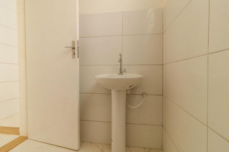 Casa para alugar com 60m², 1 quarto e sem vaga Casa para alugar com 60m², 1 quarto e sem vagaBanheiro
