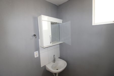 Apartamento para alugar com 45m², 2 quartos e sem vagaBanheiro