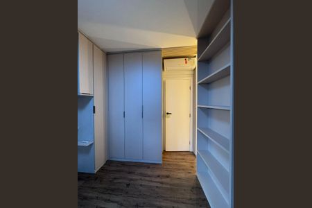 Apartamento para alugar com 100m², 3 quartos e 1 vagaCloset