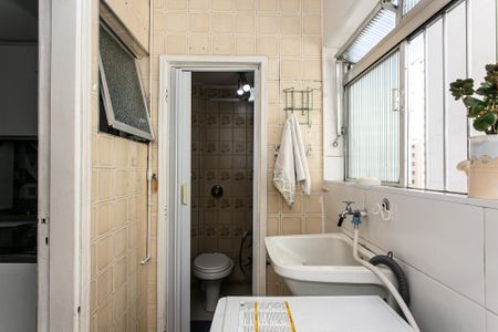Apartamento à venda com 69m², 3 quartos e 1 vagaÁrea de Serviço