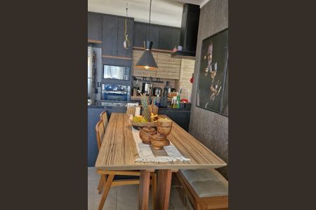 Apartamento à venda com 69m², 2 quartos e 1 vaga Apartamento à venda com 69m², 2 quartos e 1 vagaSala de Jantar