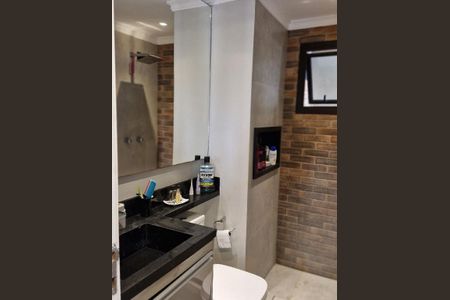 Apartamento à venda com 69m², 2 quartos e 1 vaga Apartamento à venda com 69m², 2 quartos e 1 vagaBanheiro