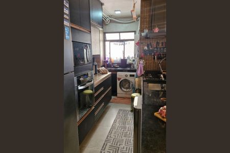 Apartamento à venda com 69m², 2 quartos e 1 vaga Apartamento à venda com 69m², 2 quartos e 1 vagaCozinha