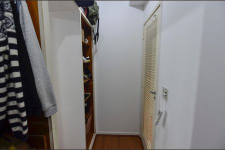 Apartamento para alugar com 62m², 1 quarto e 1 vaga Apartamento para alugar com 62m², 1 quarto e 1 vagaCloset do Quarto