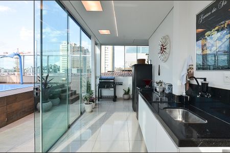 Apartamento à venda com 194m², 3 quartos e 2 vagas