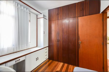 Apartamento à venda com 194m², 3 quartos e 2 vagas