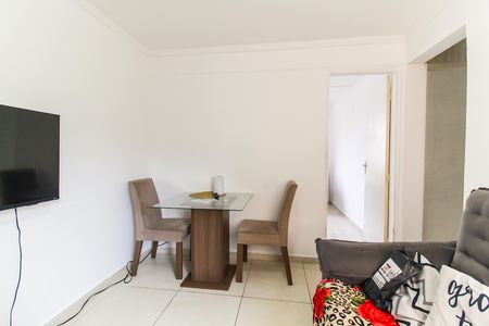 Sala de apartamento para alugar com 2 quartos, 42m² em Jardim Pedra Branca, São Paulo