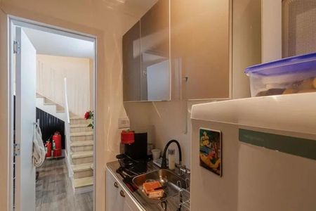Casa à venda com 350m², 4 quartos e 3 vagas Casa à venda com 350m², 4 quartos e 3 vagasFoto 05