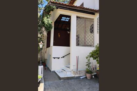 Casa à venda com 312m², 2 quartos e sem vaga Casa à venda com 312m², 2 quartos e sem vagaFoto 07
