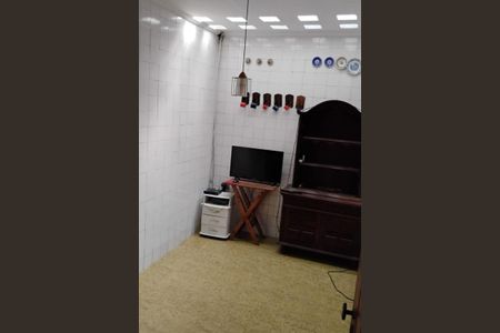 Casa à venda com 312m², 2 quartos e sem vaga Casa à venda com 312m², 2 quartos e sem vagaFoto 09