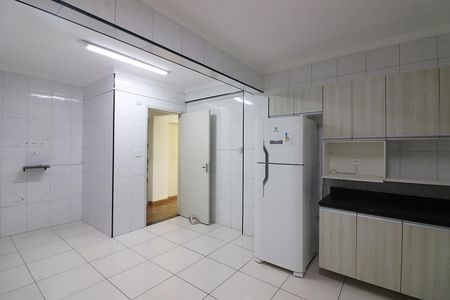 Apartamento à venda com 98m², 2 quartos e 1 vagaCozinha 
