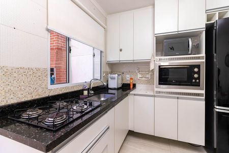 Casa de condomínio à venda com 100m², 3 quartos e 2 vagas Casa de condomínio à venda com 100m², 3 quartos e 2 vagasCozinha e Sala de Jantar