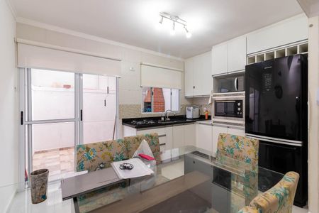 Casa de condomínio à venda com 100m², 3 quartos e 2 vagas Casa de condomínio à venda com 100m², 3 quartos e 2 vagasCozinha e Sala de Jantar