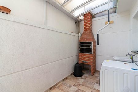 Casa de condomínio à venda com 100m², 3 quartos e 2 vagas Casa de condomínio à venda com 100m², 3 quartos e 2 vagasÁrea de Serviço e Lazer