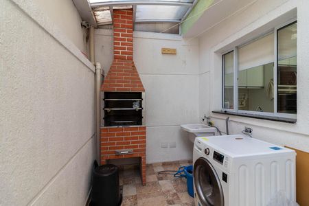 Casa de condomínio à venda com 100m², 3 quartos e 2 vagas Casa de condomínio à venda com 100m², 3 quartos e 2 vagasÁrea de Serviço e Lazer