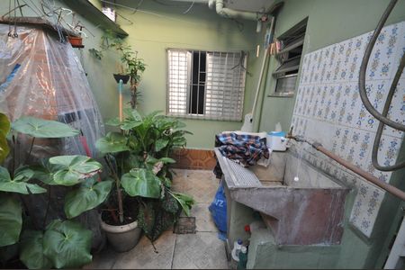 Casa à venda com 68m², 2 quartos e sem vagaÁrea de serviço