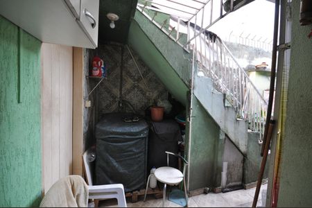 Casa à venda com 68m², 2 quartos e sem vagaÁrea de serviço