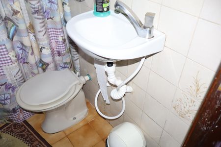 Casa à venda com 110m², 4 quartos e 2 vagasLavabo