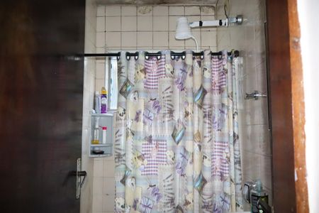 Casa à venda com 110m², 4 quartos e 2 vagasLavabo
