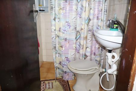 Casa à venda com 110m², 4 quartos e 2 vagasLavabo