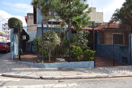 Casa à venda com 110m², 4 quartos e 2 vagasFachada