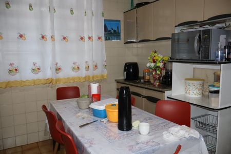 Casa à venda com 110m², 4 quartos e 2 vagasCozinha