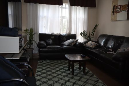 Sala de casa à venda com 4 quartos, 110m² em Cidade São Mateus, São Paulo