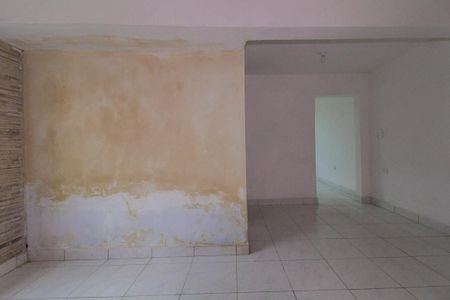 Casa para alugar com 50m², 2 quartos e 1 vaga Casa para alugar com 50m², 2 quartos e 1 vagaSala