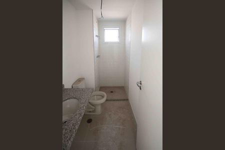 Apartamento para alugar com 58m², 2 quartos e 1 vaga Apartamento para alugar com 58m², 2 quartos e 1 vagaBanheiro da Suíte