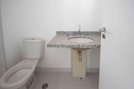 Apartamento para alugar com 58m², 2 quartos e 1 vaga Apartamento para alugar com 58m², 2 quartos e 1 vagaBanheiro da Suíte
