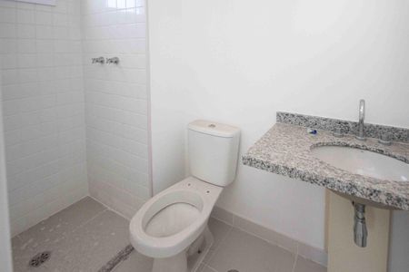 Apartamento para alugar com 58m², 2 quartos e 1 vaga Apartamento para alugar com 58m², 2 quartos e 1 vagaBanheiro da Suíte