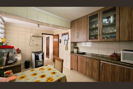 Apartamento à venda com 174m², 3 quartos e 1 vaga