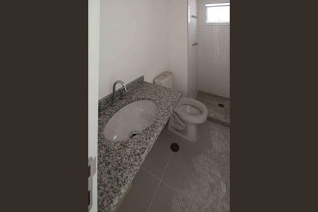 Apartamento para alugar com 58m², 2 quartos e 1 vaga Apartamento para alugar com 58m², 2 quartos e 1 vagaBanheiro da Suíte