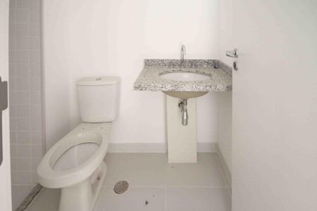 Apartamento para alugar com 58m², 2 quartos e 1 vagaBanheiro da Social