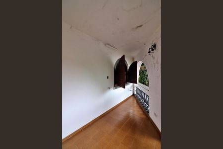 Casa para alugar com 670m², 5 quartos e 6 vagasQuarto 6 Sacada